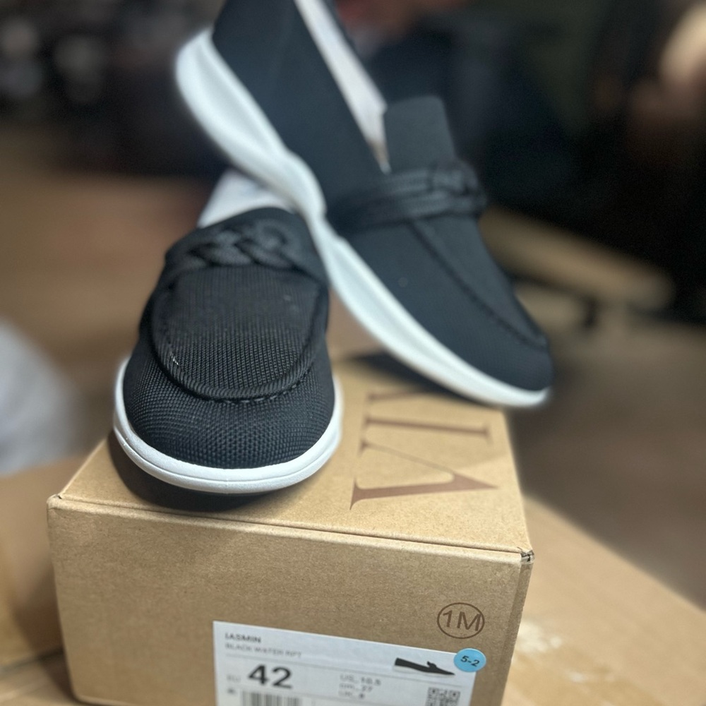 Walker Pro Knot Hybrid Penny Loafers